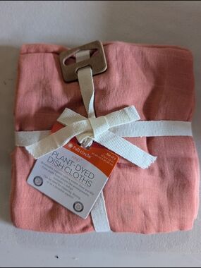 full circle Coral Plant-Dyed Dish Cloths - Set of 3